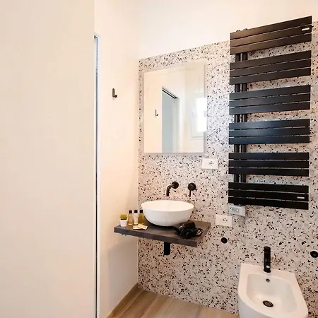 Aparthotel Oberdan Panorama - Modern Penthouse Bari