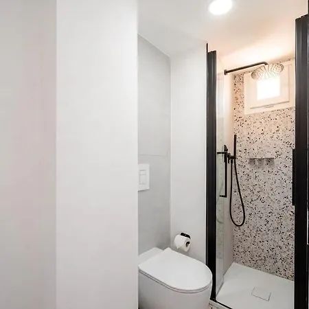 Ξενοδοχείο με διαμερίσματα Oberdan Panorama - Modern Penthouse